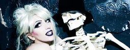 Lady Gaga: ve spodním prádle ohlašuje zrození nové rasy